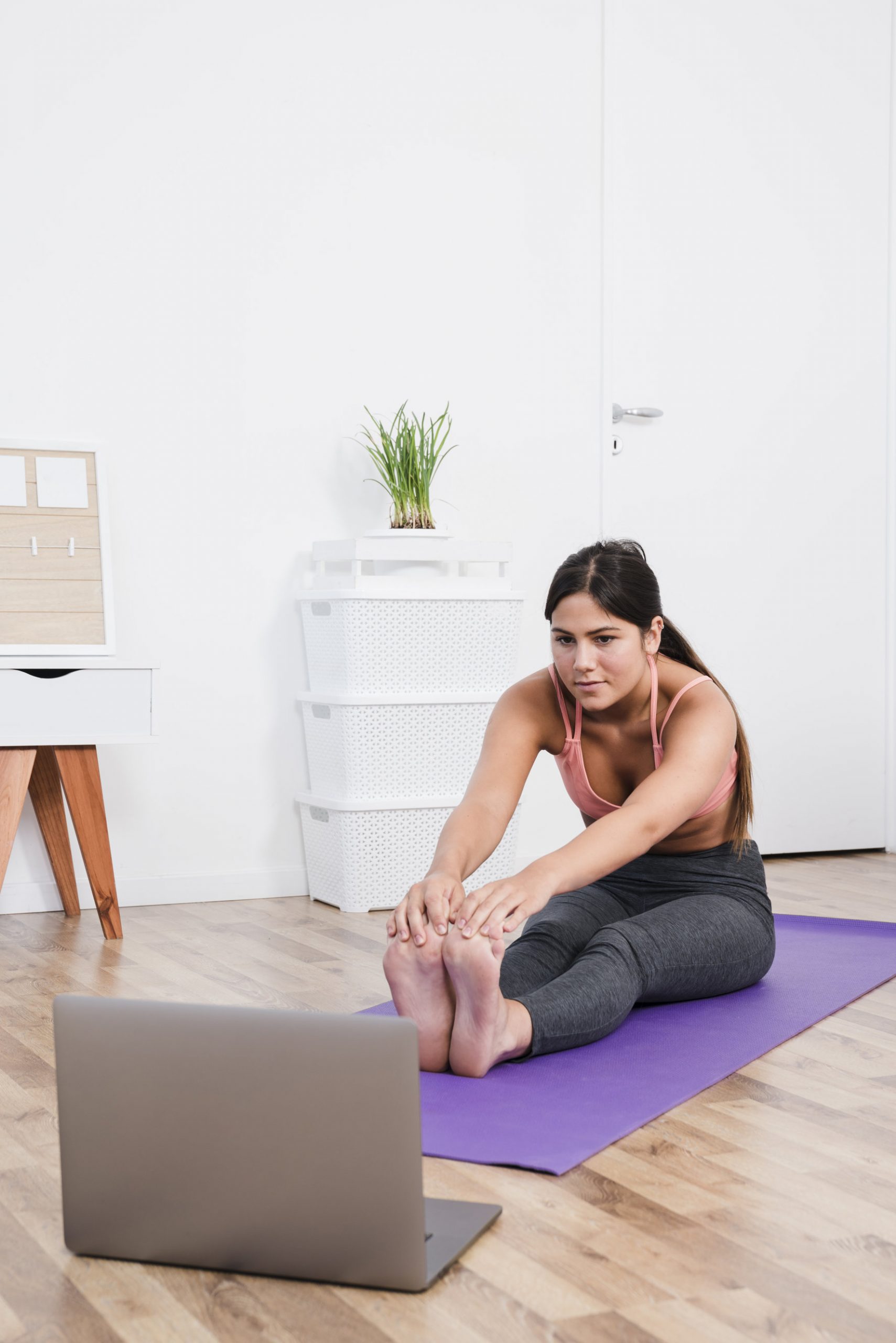 vrouw online yoga